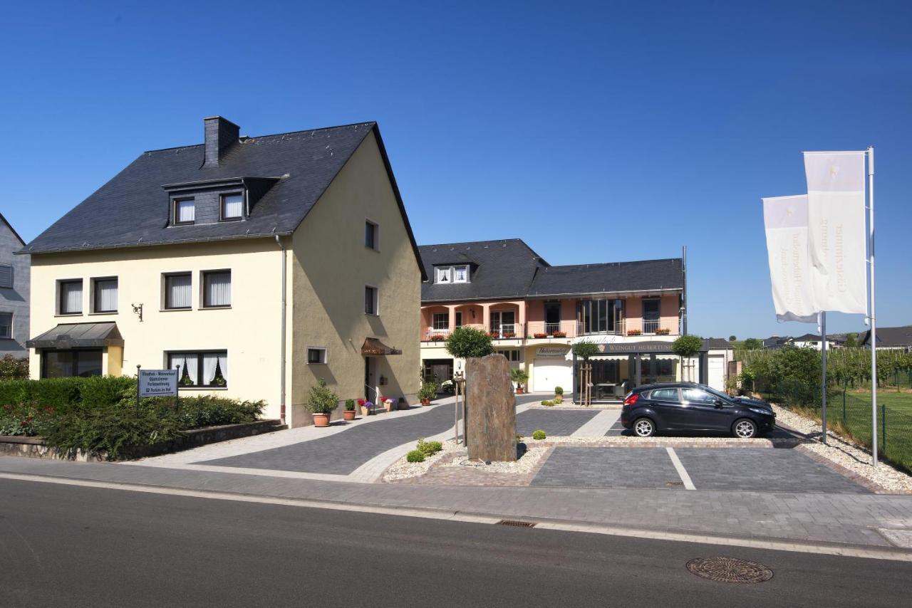 Moselweingut & Gaestehaus Hubertushof Trittenheim Dış mekan fotoğraf